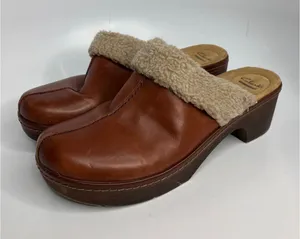 Clarks Clogs Women 10 Brown Good Leather Faux Shearling Trim Platform Mules thumbnail 1