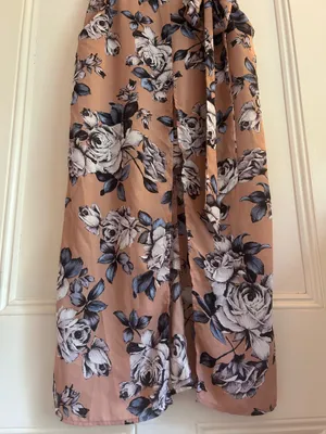 Sienna Sky Floral Dress Maxi thumbnail 2