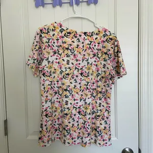 EUC‎ | Joan Vass women’s patterned lace decorated top — medium thumbnail 5