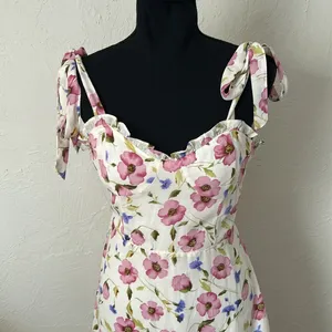 Forever 21 Floral Ruffle Mini Sundress w/ Sweetheart Neckline & Self Tie Sleeves thumbnail 3