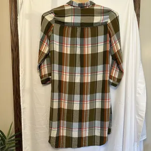 Anthropologie‎ Pilcro Size Medium Plaid Side-Slit Maxi Tunic Duster Button Down thumbnail 4