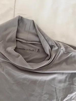 Abercrombie soft matte turtleneck thumbnail 3