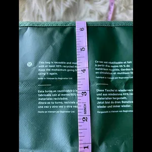 Lululemon Reusable Green Tote Bag - Eco-Friendly Shopping Essential thumbnail 5