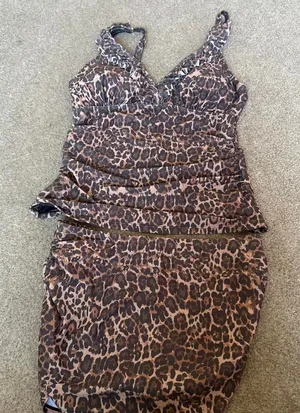 Nicole Miller Leopard print two piece tankini swim set thumbnail 1