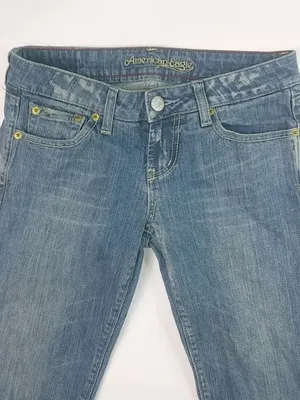 American Eagle 0 29 Hipster Medium Wash Distressed Jeans thumbnail 4