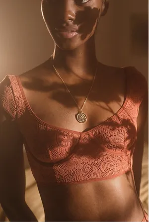 Out‎ From Under Lace Rust Bralette Festival Crop Top Urban Outfitters Sz S thumbnail 1