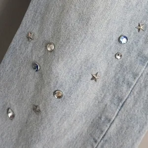 Levi's 501 Light Wash Embellished Rhinestone Silver Stud Jeans Size 25 thumbnail 3