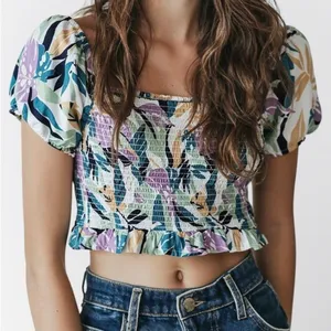 Roxy‎ Women's Smocked Puff Sleeve Crop Top Tropical Print Size Large thumbnail 2