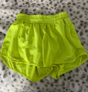 Lululemon Shorts thumbnail 1