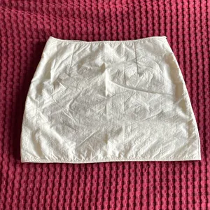 ZARA White Mini Skirt Size M Button Front A-Line 100% Nylon Lightweight thumbnail 5