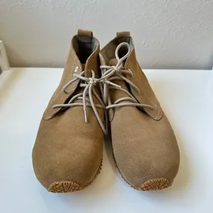 Eddie Bauer Lukla Chukka Boots Womens‎ 8 Tan Suede Lace Up Ankle Casual Sporty thumbnail 2