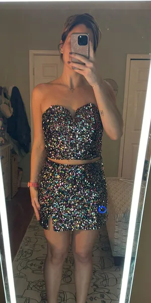 SO Sequin Era’s Tour outfit thumbnail 2