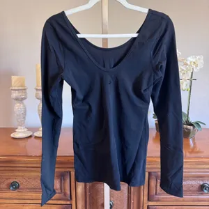 Lululemon Scoop Back Long Sleeve Black Luon Size 6-8 thumbnail 7