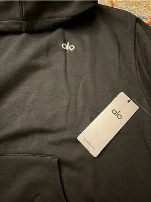 NWT Alo Yoga Accolade Hoodie & Sweatpants Matching Set Black thumbnail 3