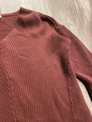 Sweater thumbnail 2
