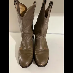 Vintage Leather Wrangler Cowboy Boots with Floral Embroidery size 8 thumbnail 2