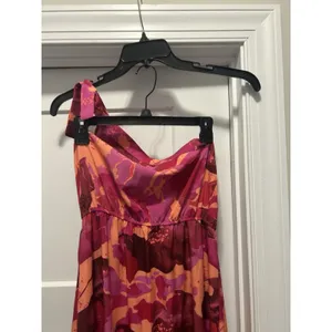 SheIn Pink Floral One Shoulder Maxi Dress Size 8 Tiered Ruffle Resort Vacation Cruise thumbnail 6
