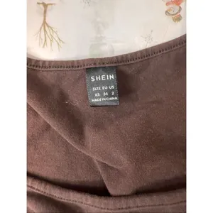 Brown Crop Top XS Fitted Stretch Short Sleeve Basic Minimalist Top Brown thumbnail 6