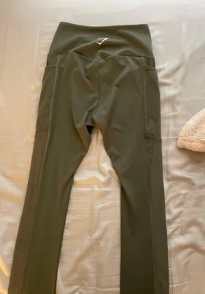 Gymshark Leggings thumbnail 5