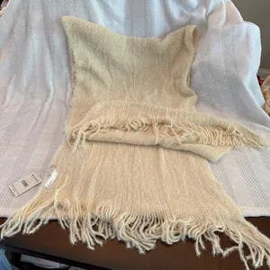 nwt new Free People Whisper Fringe Blanket Scarf thumbnail 1