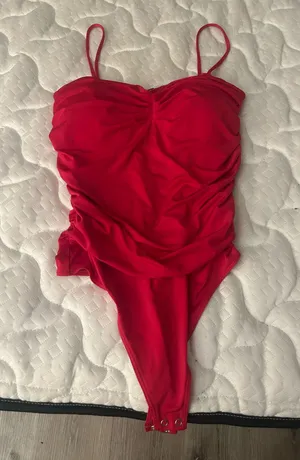 Express bodysuit hot pink  thumbnail 1