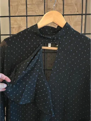 NWT Avec Les Filles Blouse Small Black Polka Dot Keyhole Cascading Ruffles thumbnail 2