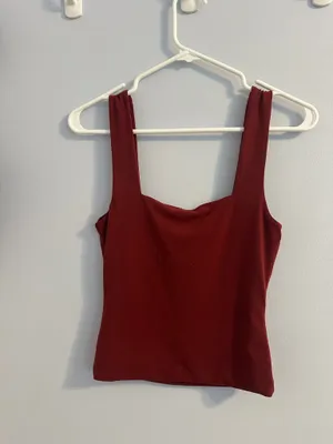 Boutique Top thumbnail 2