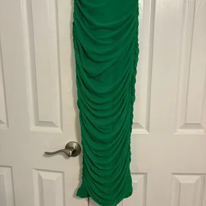 Green Ruched Maxi Bodycon Dress NWOT thumbnail 3