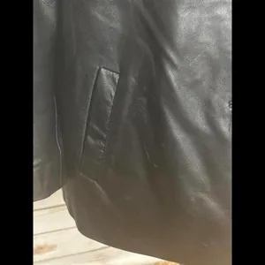 London Fog mob wife black leather jacket Size Large thumbnail 4