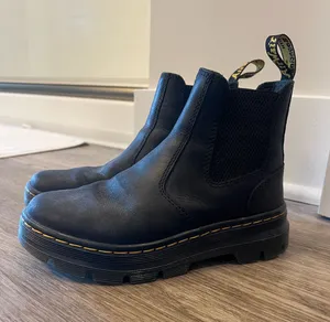 Dr. Martens thumbnail 1