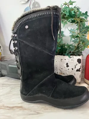 The North Face Women’s Black boots size 9.5 thumbnail 1