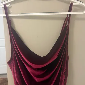 SHEIN SXY Burgundy Velvet Cowl neck midi Dress w slits L, NWT thumbnail 4