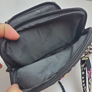 Vera Bradley wristlet/Crossbody Floral Black‎ quilted small Bag /wallet thumbnail 10