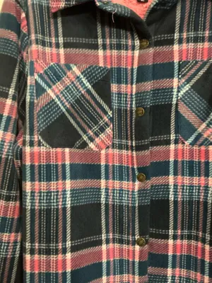 Modern Pink Blue Plaid Sherpa Lined Button Down Flannel Shirt Jacket thumbnail 9