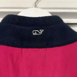 Vineyard Vines navy and pink fleece vest M thumbnail 5