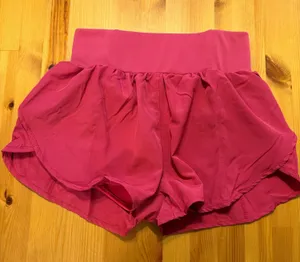 Lululemon Shorts thumbnail 1