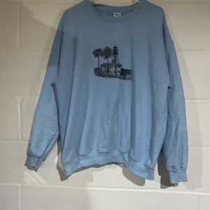 Gildan blue crewneck large thumbnail 2