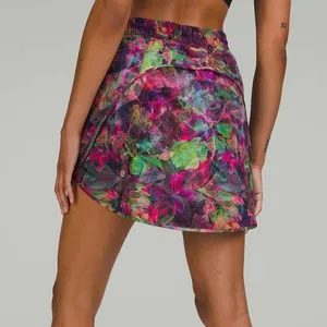 Lululemon Skirt Skort SZ 2 Hotty Hot Vivid Floral Run Athletic Lined High Rise thumbnail 5