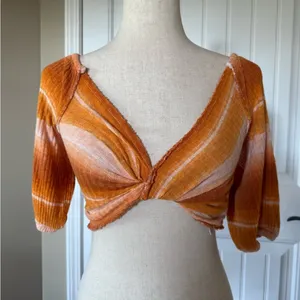 Urban‎ Outfitters Orange Ombre Striped Twist Front Crop Top Puff Sleeve Small thumbnail 1