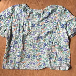 Floral Print Women's Top thumbnail 3