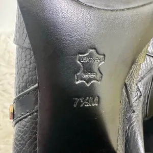 2010s Tory Burch Mae Ankle Boots Bootie Pebbled Leather Black Gold Studs 7.5M thumbnail 15