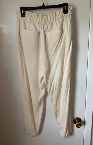 Banana Republic NWT Paper Bag Pants thumbnail 2