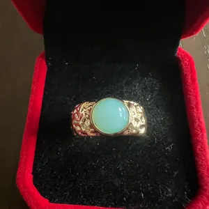 Chunky Gold Statement Ring for Women Gold Crystal Knuckle Ring Size 7 thumbnail 2