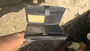 Michael Kors Wallet thumbnail 2