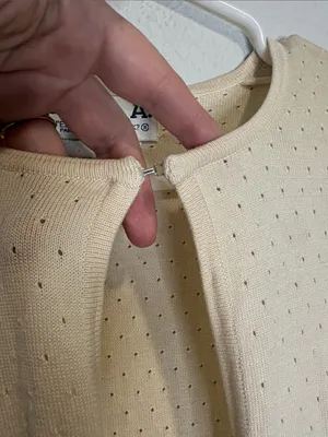 Vintage Joseph A. Cream Floral Embellished silk Knit Cardigan xl thumbnail 4
