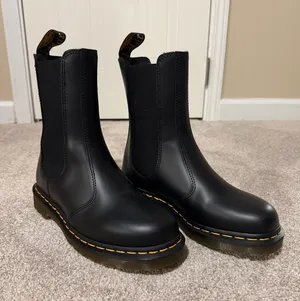 Dr Martens Black Leather Chelsea Boots thumbnail 1