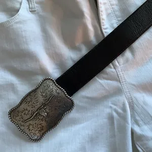 POLISHED & ETCHED DESIGN STAINLESS STEEL BUCKLE & LEATHER BELT.Sz: L thumbnail 2
