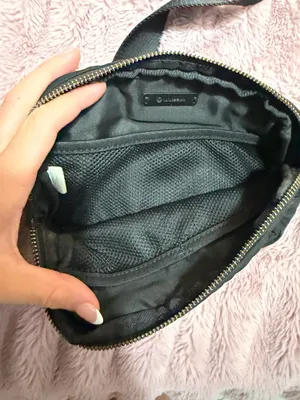 Lululemon Belt Bag thumbnail 4