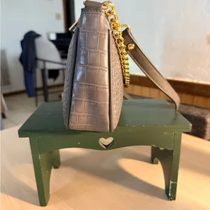 S.Leaf Elegant Gray Croc thumbnail 4