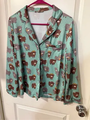 Women’s Mint Green Highland Cow-Print Pajama Top thumbnail 1